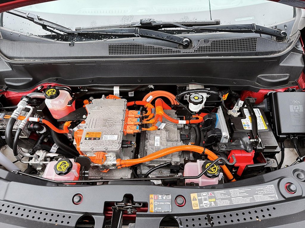 2022 Chevrolet Bolt EUV LT in Jonquière, Quebec - 8 - w1024h768px