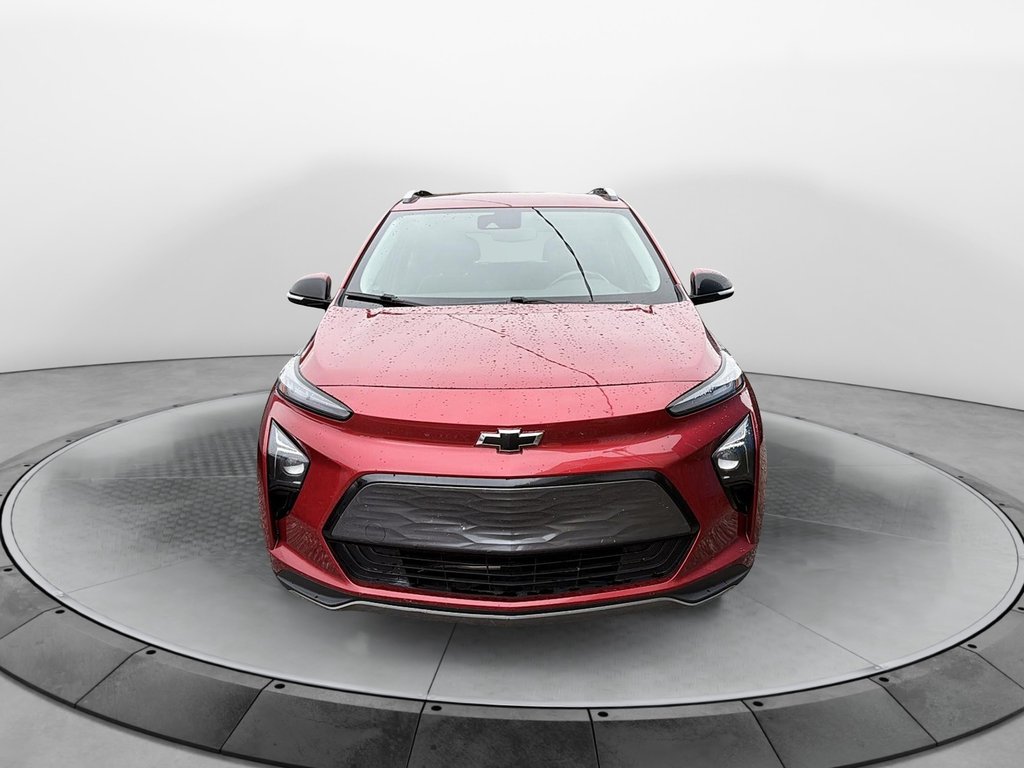 2022 Chevrolet Bolt EUV LT in Jonquière, Quebec - 2 - w1024h768px