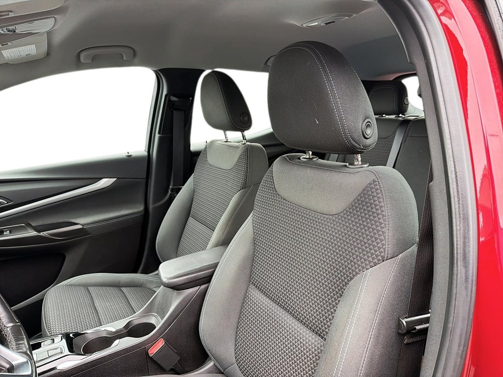 2022 Chevrolet Bolt EUV LT in Jonquière, Quebec - 9 - w1024h768px