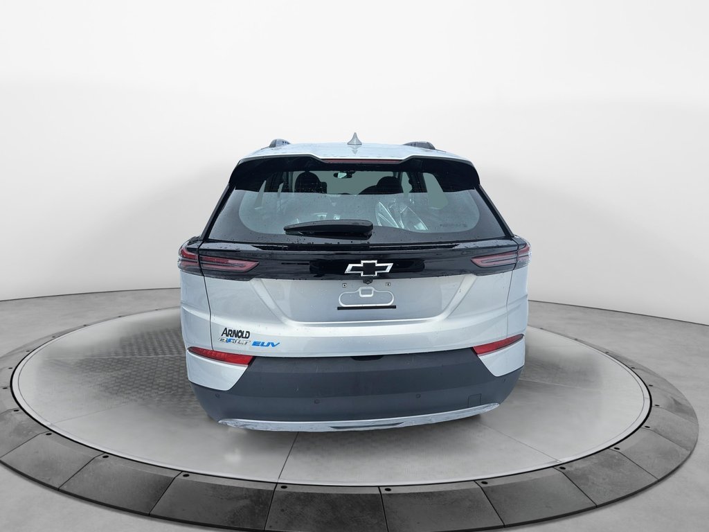 Chevrolet Bolt EUV LT 2023 à Jonquière, Québec - 3 - w1024h768px