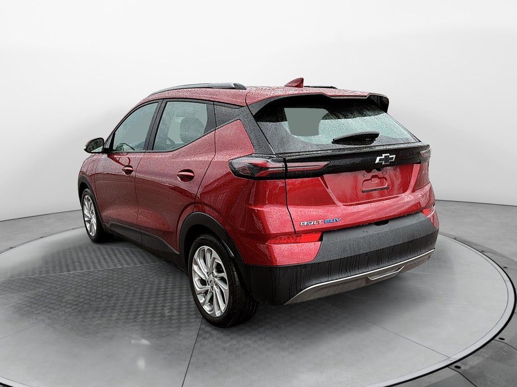 2023 Chevrolet Bolt EUV in Sept-Îles, Quebec - 4 - w1024h768px