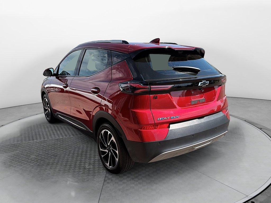 2023 Chevrolet Bolt EUV in Sept-Îles, Quebec - 4 - w1024h768px