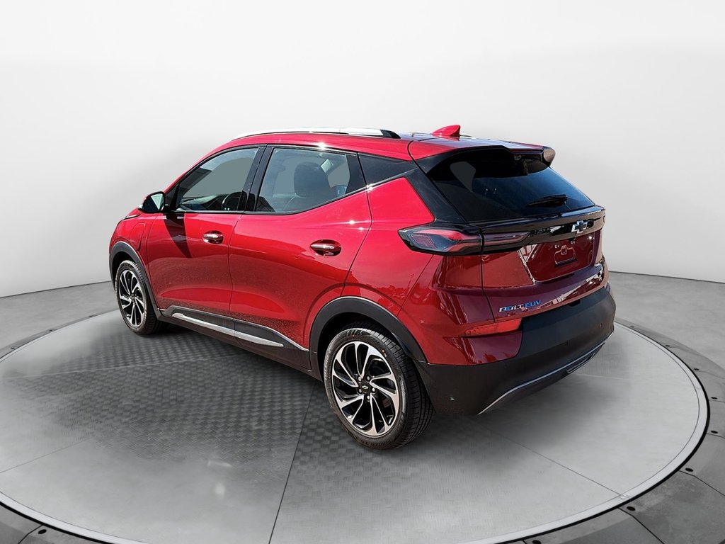 2023 Chevrolet Bolt EUV Premier in Jonquière, Quebec - 4 - w1024h768px
