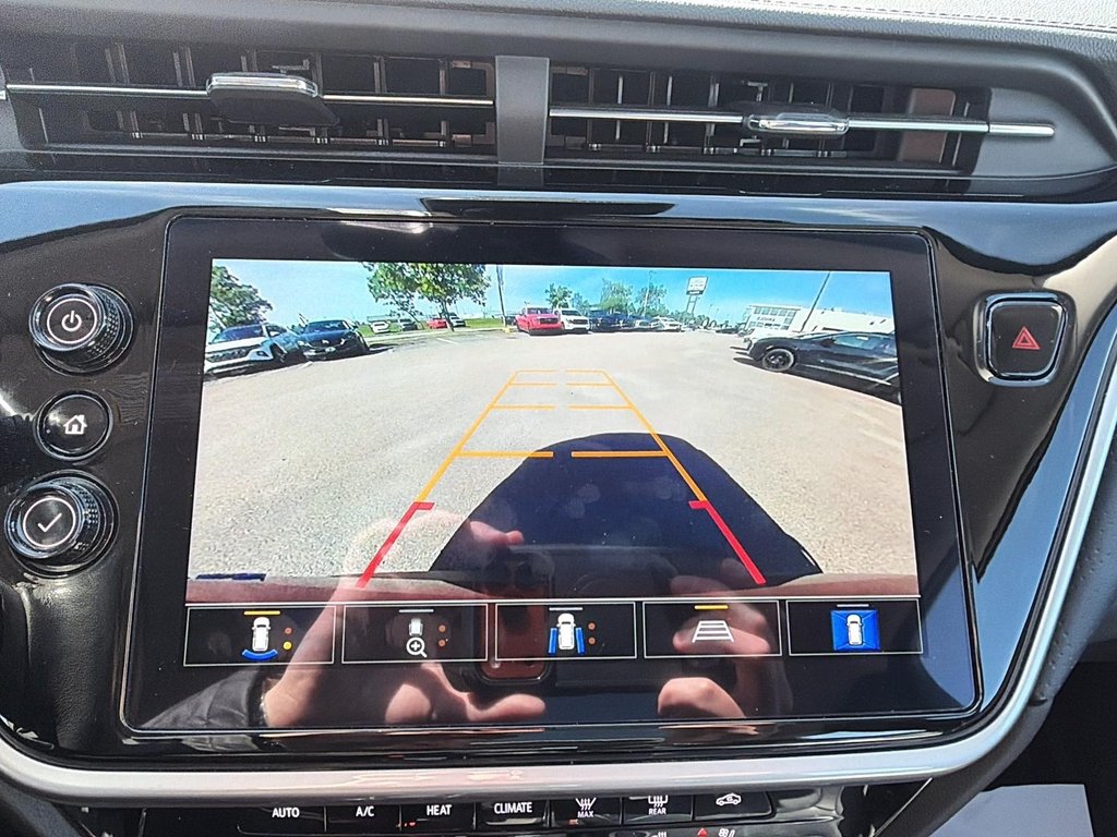 2023 Chevrolet Bolt EUV Premier in Jonquière, Quebec - 18 - w1024h768px