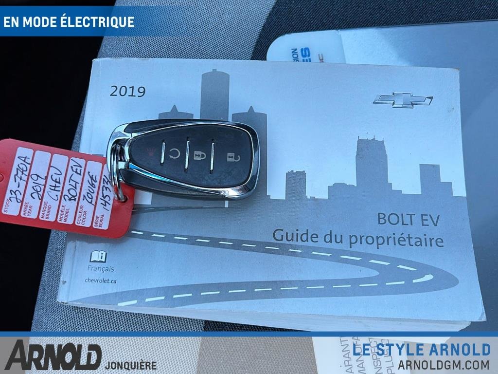 2019 Chevrolet Bolt EV in Jonquière, Quebec - 16 - w1024h768px