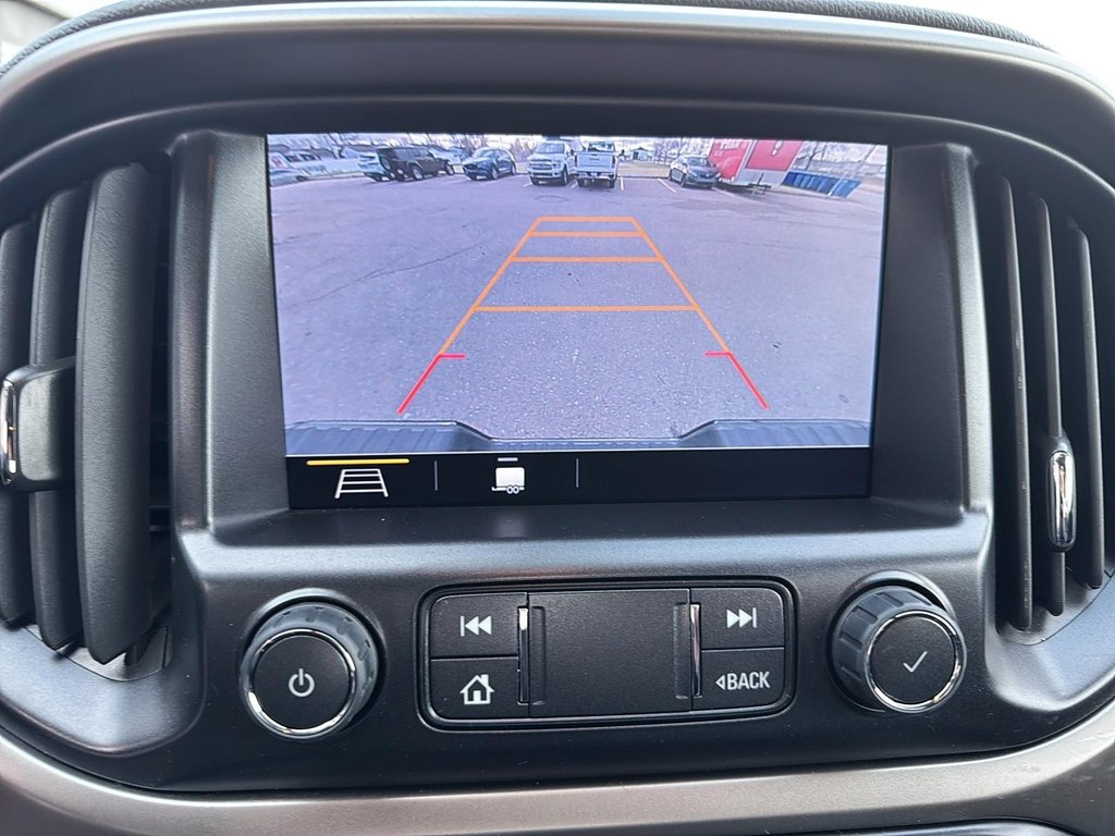2022 Chevrolet Colorado 4WD Z71 in Jonquière, Quebec - 17 - w1024h768px