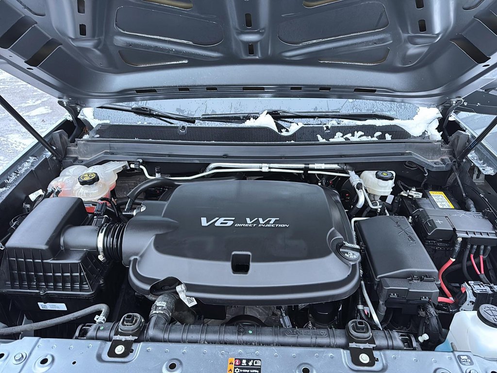 2022 Chevrolet Colorado 4WD Z71 in Jonquière, Quebec - 8 - w1024h768px