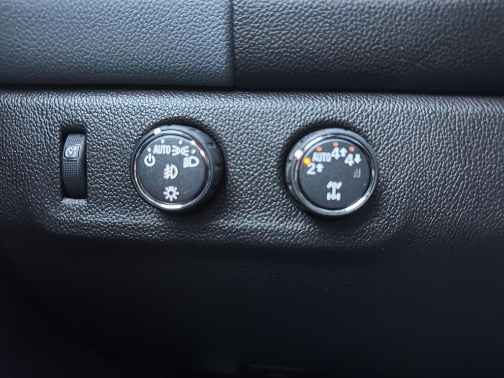 2022 Chevrolet Colorado 4WD Z71 in Jonquière, Quebec - 16 - w1024h768px