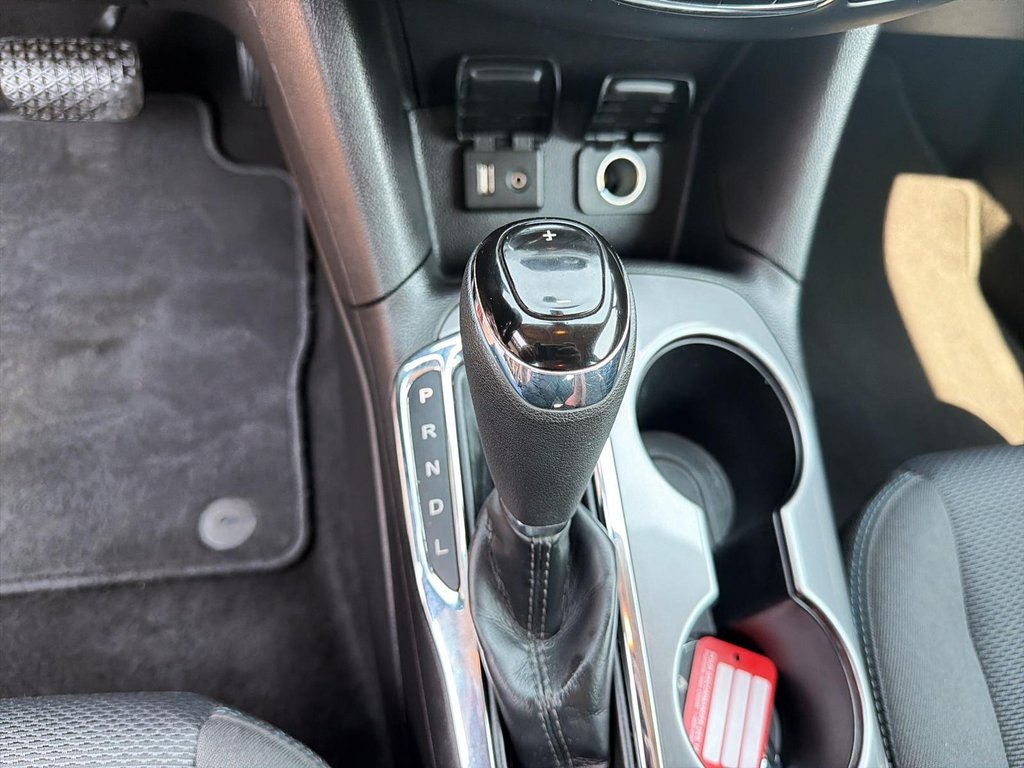 2018 Chevrolet Cruze in Jonquière, Quebec - 15 - w1024h768px