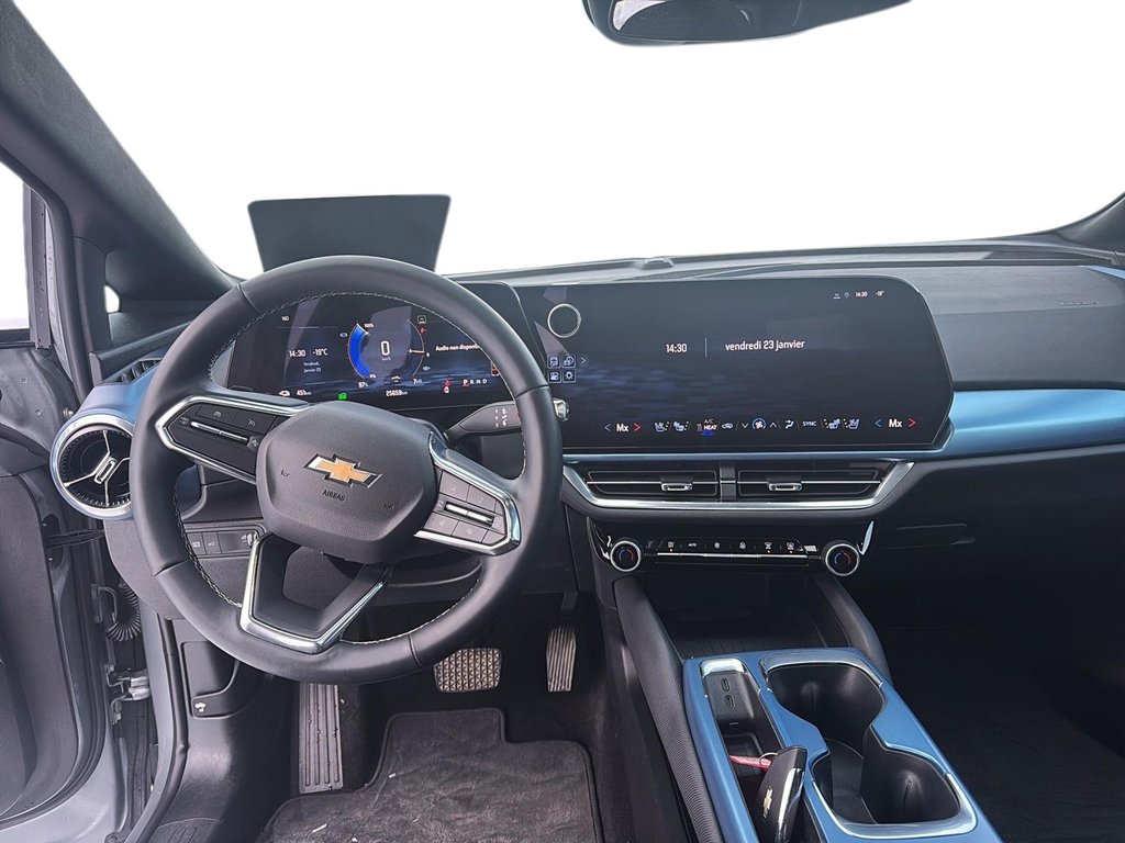 2024 Chevrolet Equinox EV LT in Jonquière, Quebec - 9 - w1024h768px