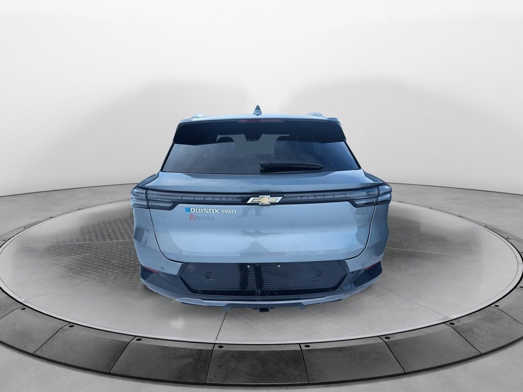 2024 Chevrolet Equinox EV LT in Jonquière, Quebec - 3 - w1024h768px