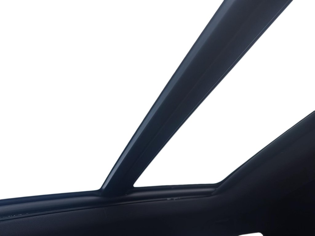 2024 Chevrolet Equinox EV LT in Jonquière, Quebec - 15 - w1024h768px