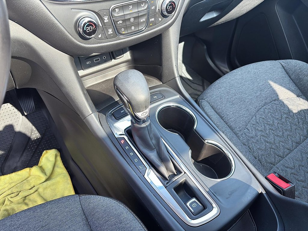 Chevrolet Equinox  2022 à Jonquière, Québec - 15 - w1024h768px