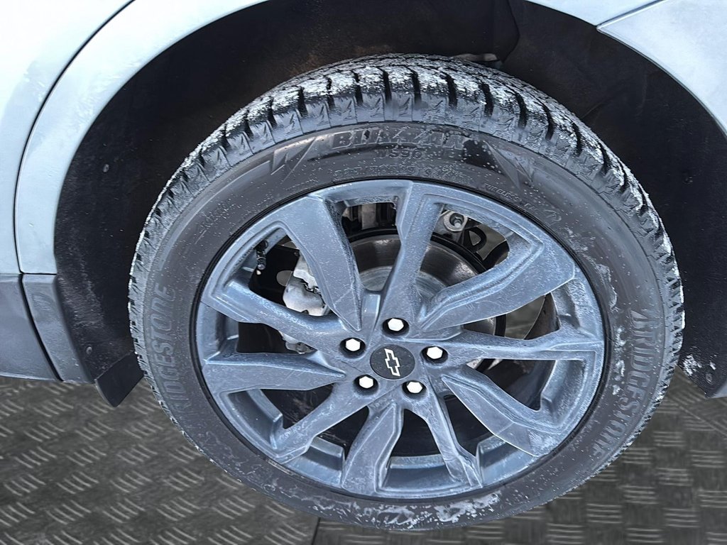 2024 Chevrolet Equinox in Baie-Comeau, Quebec - 6 - w1024h768px
