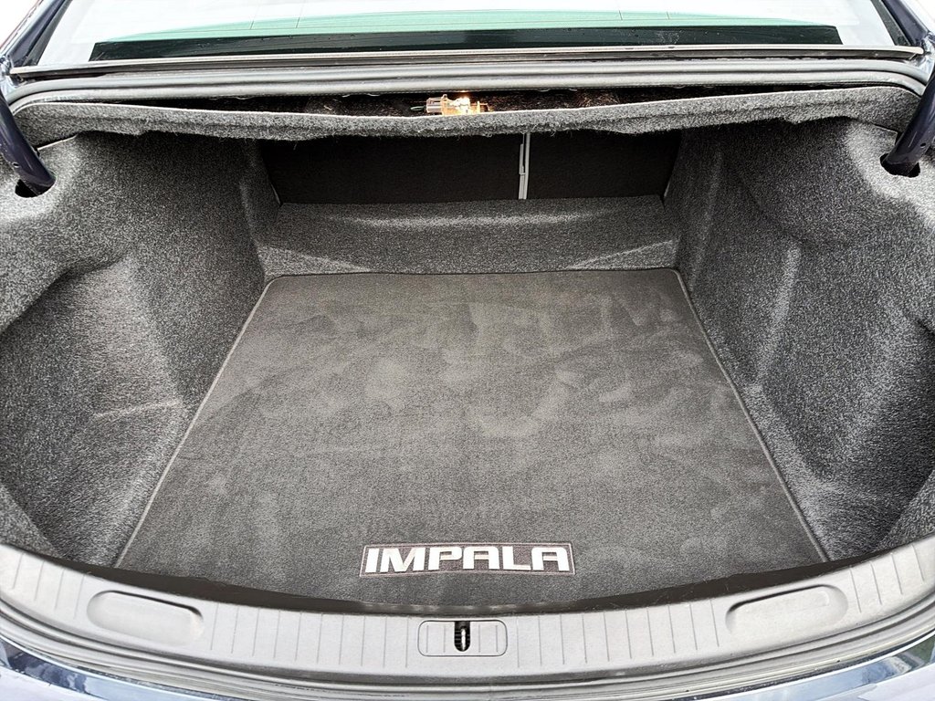 2019 Chevrolet Impala LT in Chicoutimi, Quebec - 6 - w1024h768px