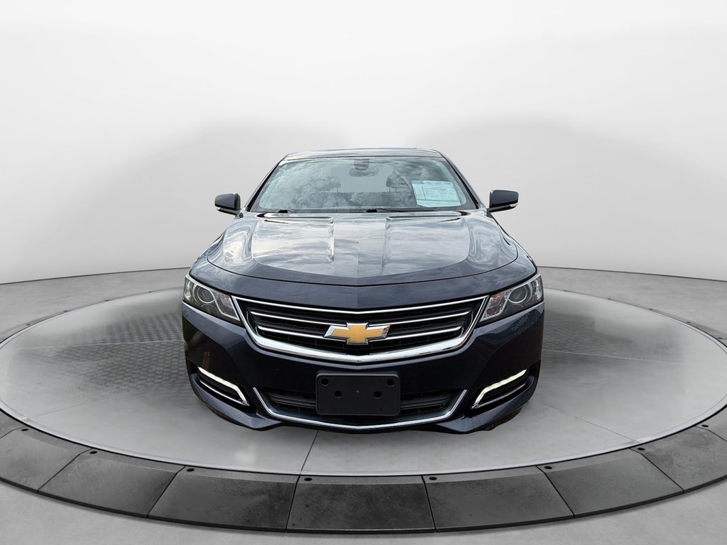 2019 Chevrolet Impala LT in Chicoutimi, Quebec - 2 - w1024h768px