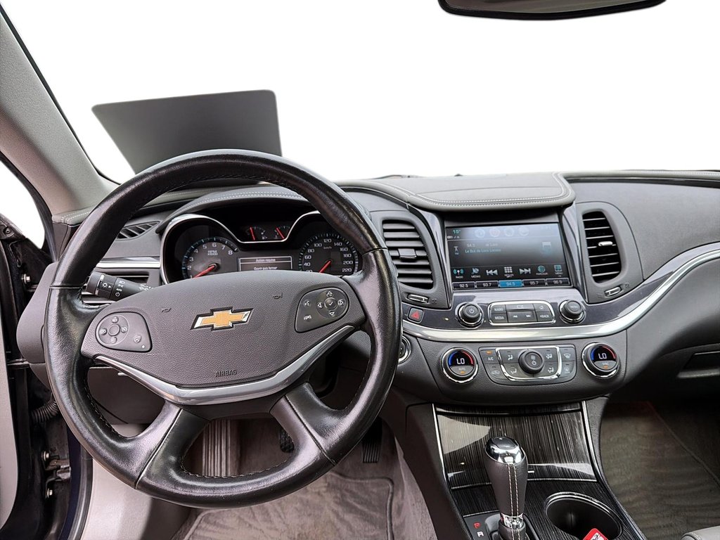 2019 Chevrolet Impala LT in Chicoutimi, Quebec - 10 - w1024h768px
