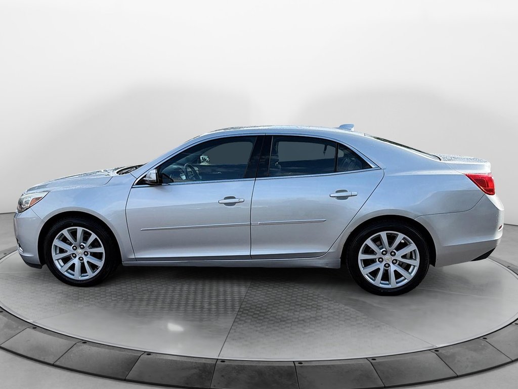 Chevrolet Malibu  2015 à Sept-Îles, Québec - 5 - w1024h768px