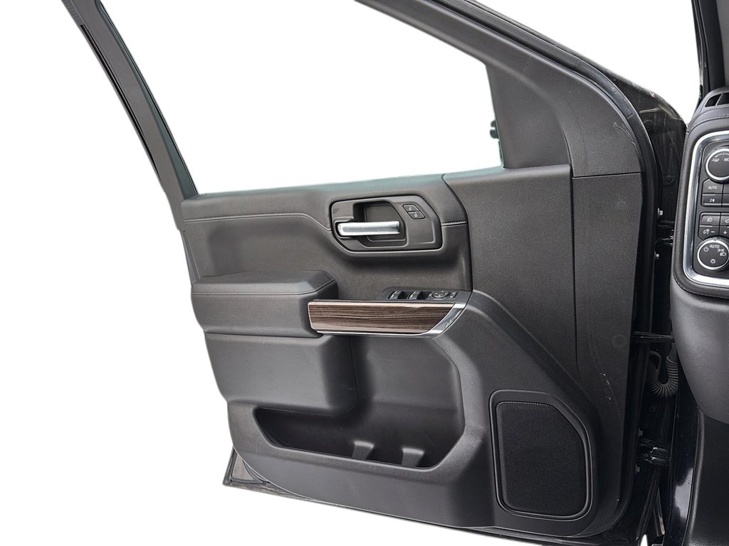 Chevrolet Silverado 1500 LTD  2022 à Sept-Îles, Québec - 8 - w1024h768px