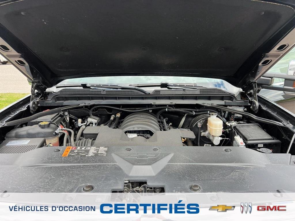Chevrolet Silverado 1500  2018 à Jonquière, Québec - 7 - w1024h768px