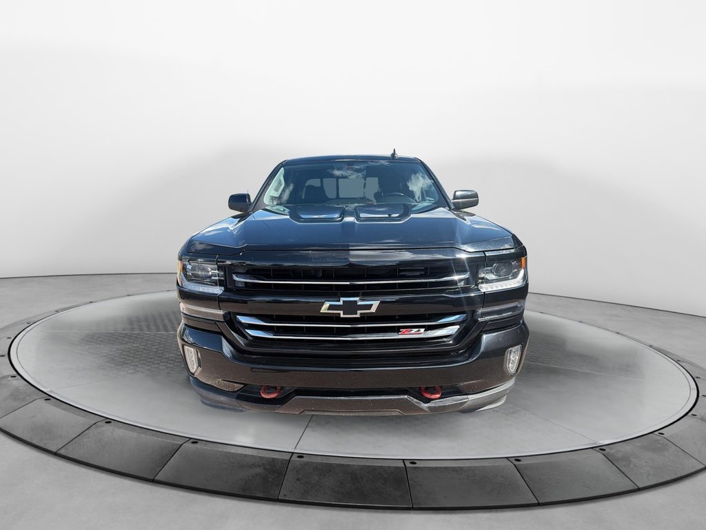 2018 Chevrolet Silverado 1500 in Jonquière, Quebec - 2 - w1024h768px