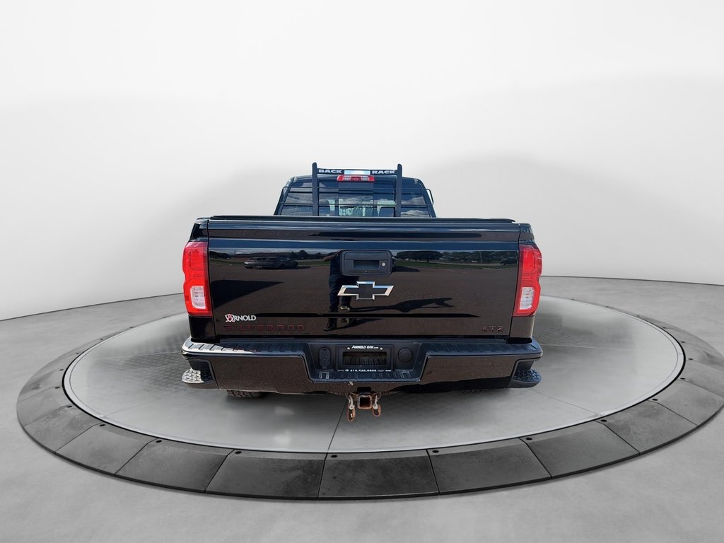 2018 Chevrolet Silverado 1500 in Jonquière, Quebec - 3 - w1024h768px