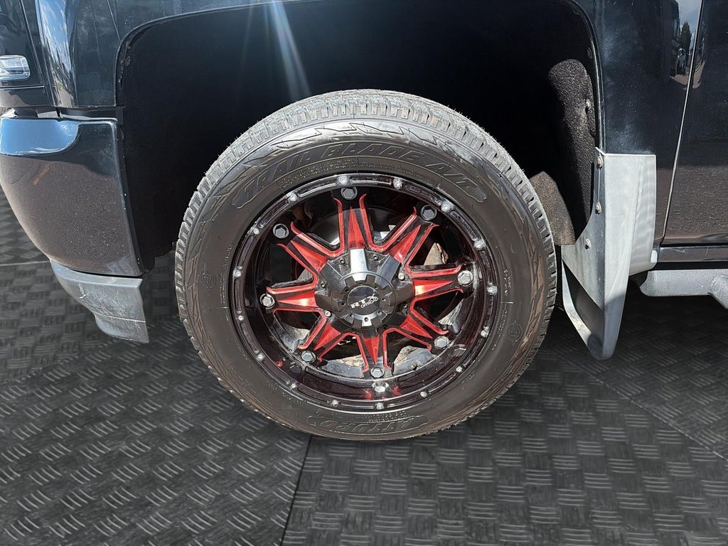 2018 Chevrolet Silverado 1500 in Jonquière, Quebec - 6 - w1024h768px