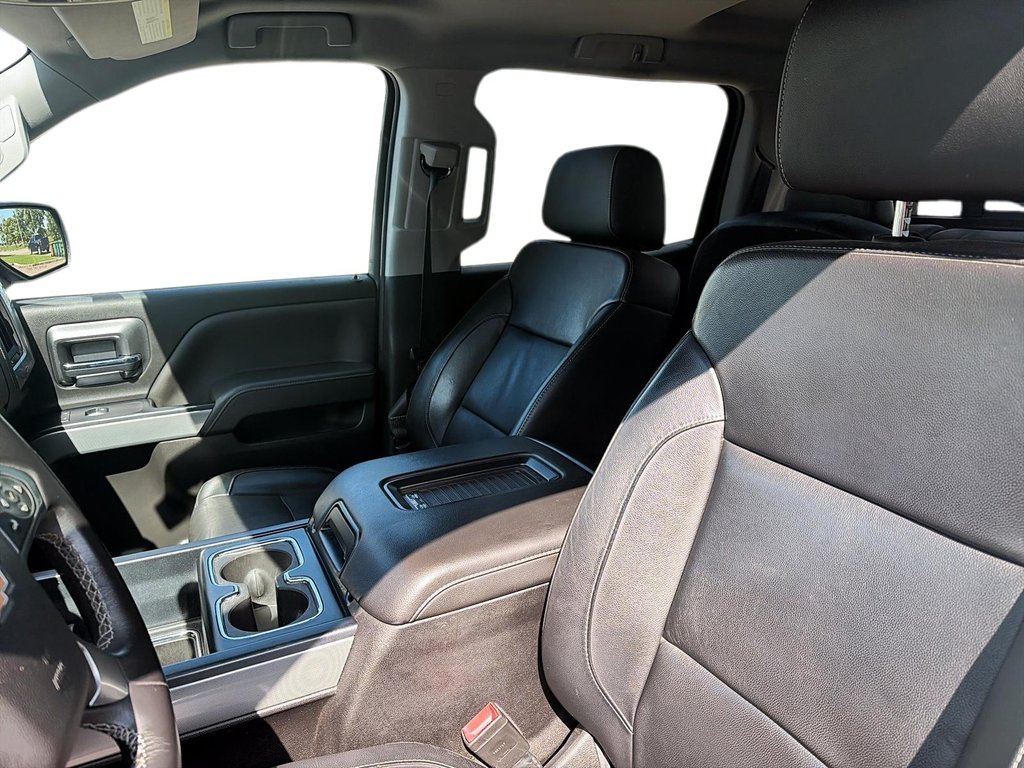 2018 Chevrolet Silverado 1500 in Jonquière, Quebec - 8 - w1024h768px