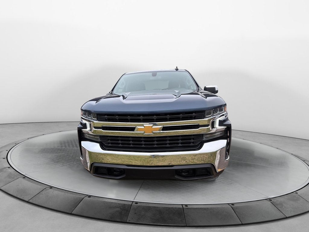 Chevrolet Silverado 1500  2019 à Baie-Comeau, Québec - 2 - w1024h768px