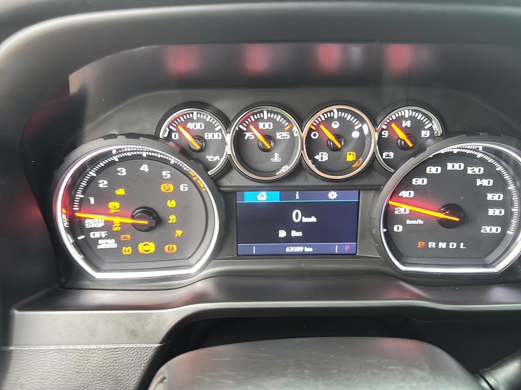 Chevrolet Silverado 1500  2019 à Baie-Comeau, Québec - 12 - w1024h768px