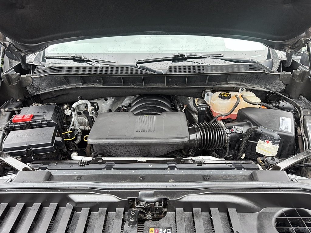 2021 Chevrolet Silverado 1500 in Jonquière, Quebec - 7 - w1024h768px