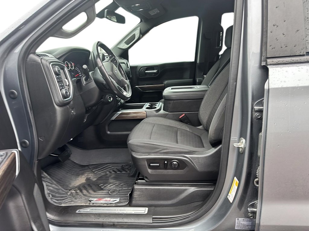 2021 Chevrolet Silverado 1500 in Jonquière, Quebec - 8 - w1024h768px