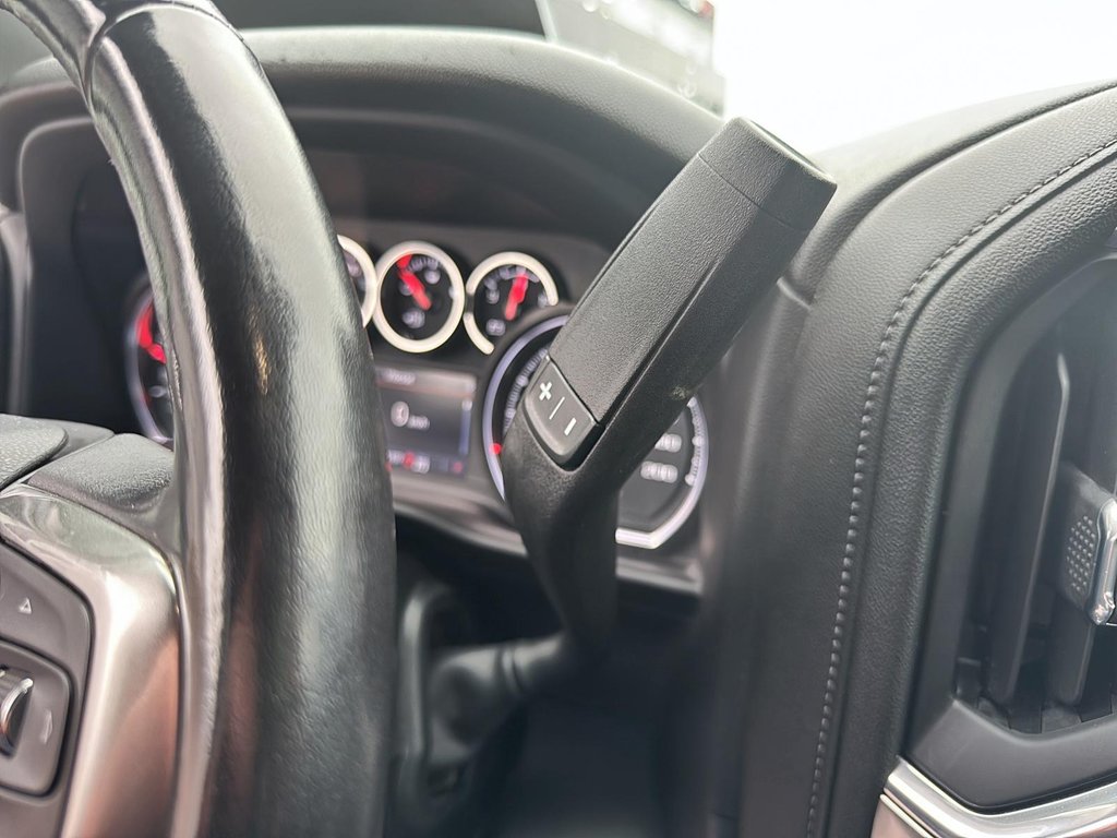 2021 Chevrolet Silverado 1500 in Jonquière, Quebec - 14 - w1024h768px