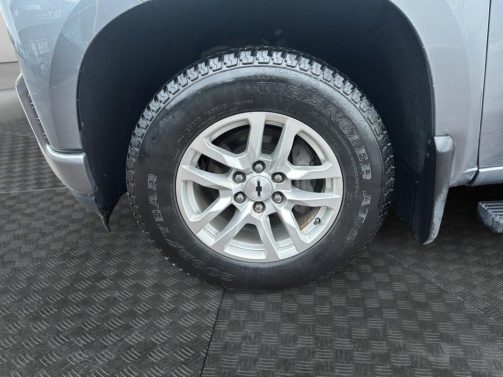 2021 Chevrolet Silverado 1500 in Jonquière, Quebec - 6 - w1024h768px