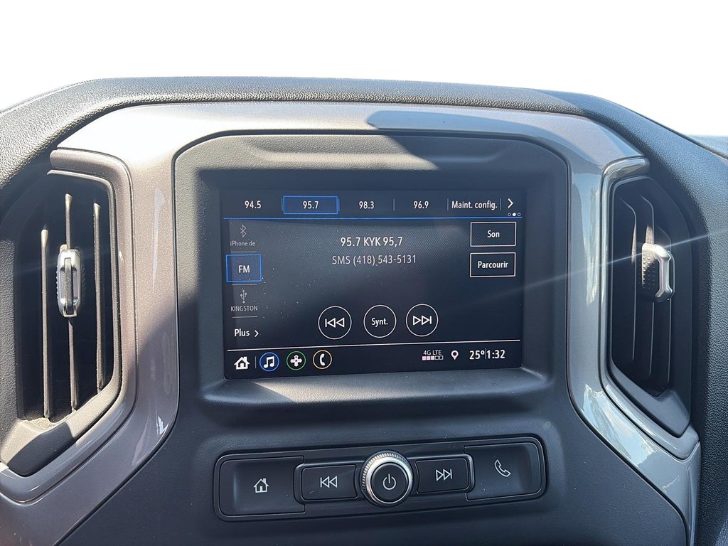 2021 Chevrolet Silverado 1500 in Baie-Comeau, Quebec - 19 - w1024h768px
