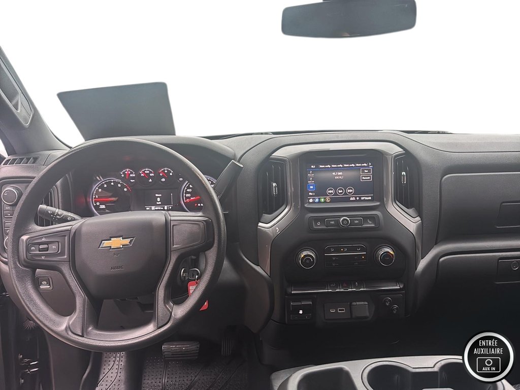 Chevrolet Silverado 1500  2021 à Sept-Îles, Québec - 9 - w1024h768px