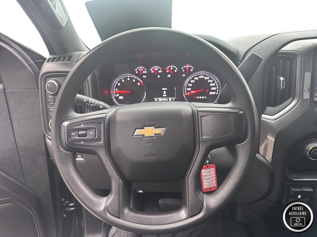 Chevrolet Silverado 1500  2021 à Sept-Îles, Québec - 11 - w1024h768px