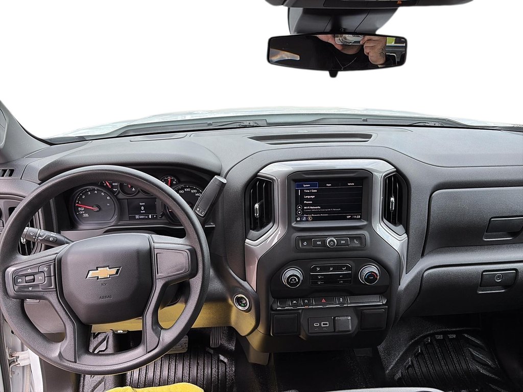 Chevrolet Silverado 1500 Work Truck 2023 à Jonquière, Québec - 10 - w1024h768px