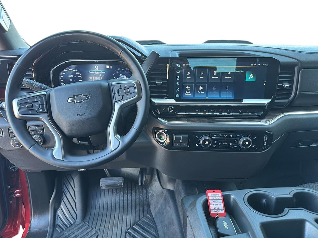Chevrolet Silverado 1500  2023 à Jonquière, Québec - 9 - w1024h768px