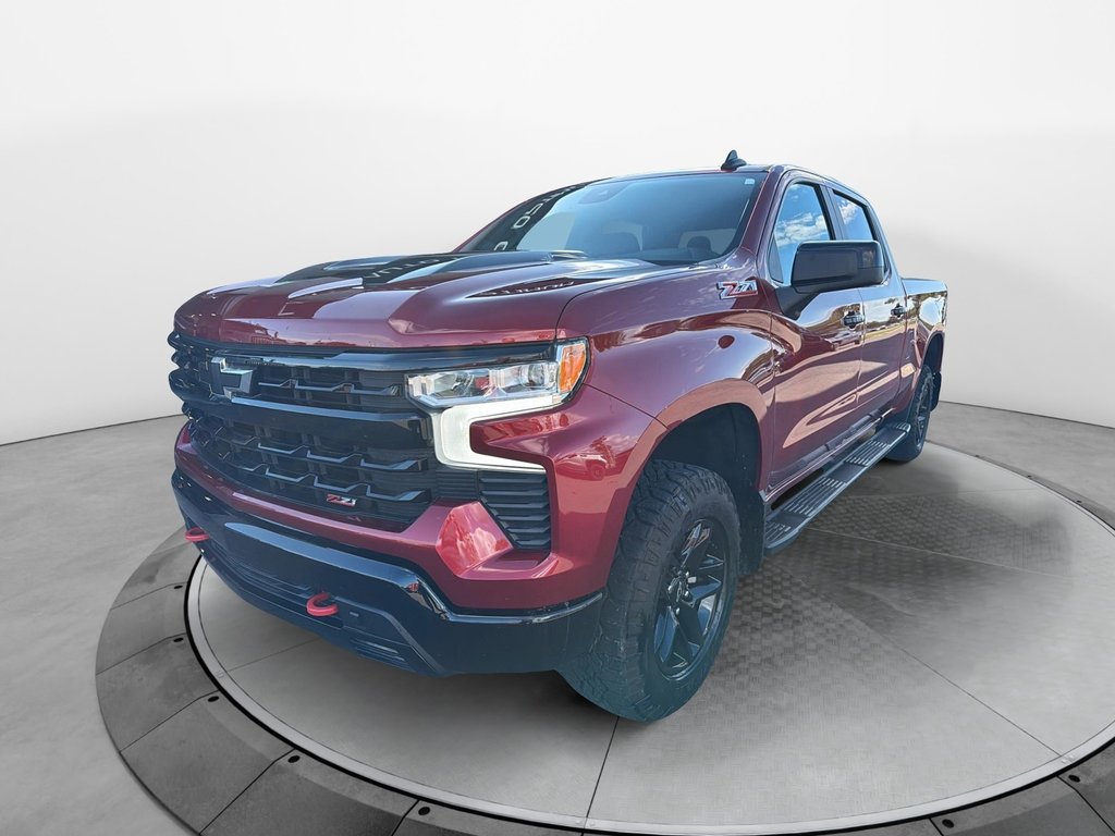 Chevrolet Silverado 1500  2023 à Jonquière, Québec - 1 - w1024h768px