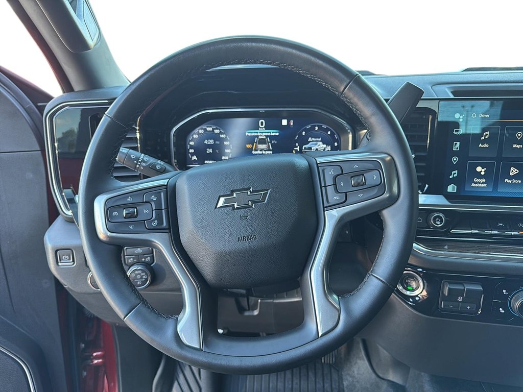 Chevrolet Silverado 1500  2023 à Jonquière, Québec - 11 - w1024h768px