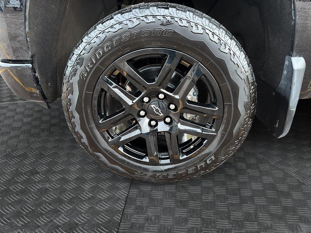2023 Chevrolet Silverado 1500 Custom Trail Boss in Jonquière, Quebec - 6 - w1024h768px