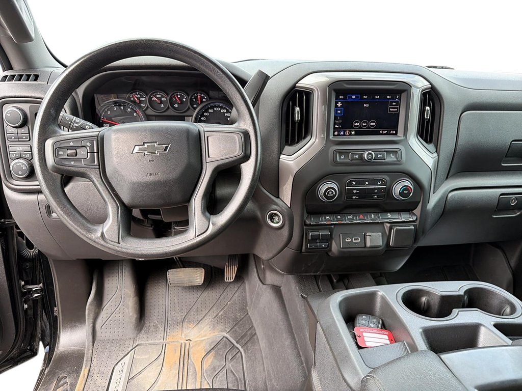 2023 Chevrolet Silverado 1500 in Sept-Îles, Quebec - 11 - w1024h768px