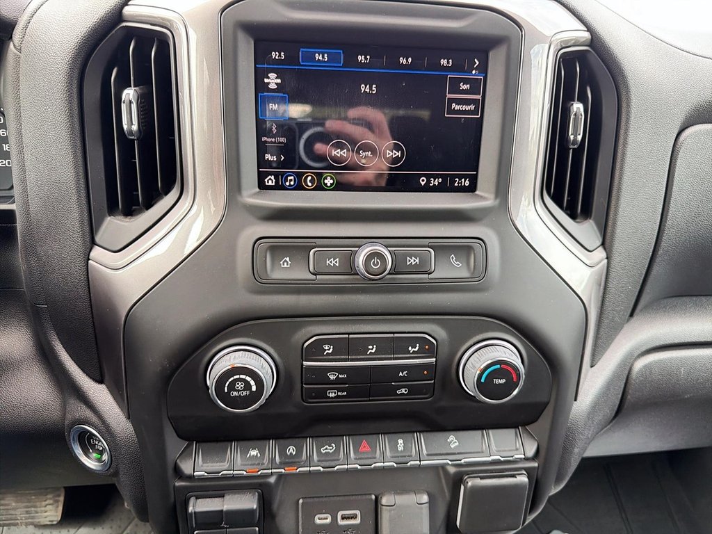 2023 Chevrolet Silverado 1500 in Sept-Îles, Quebec - 15 - w1024h768px