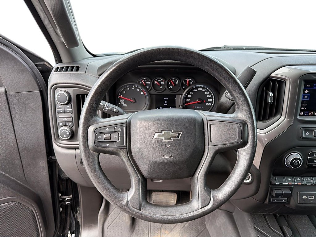 2023 Chevrolet Silverado 1500 in Sept-Îles, Quebec - 13 - w1024h768px