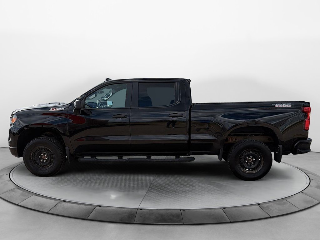 Chevrolet Silverado 1500 Custom Trail Boss 2023 à Chicoutimi, Québec - 5 - w1024h768px