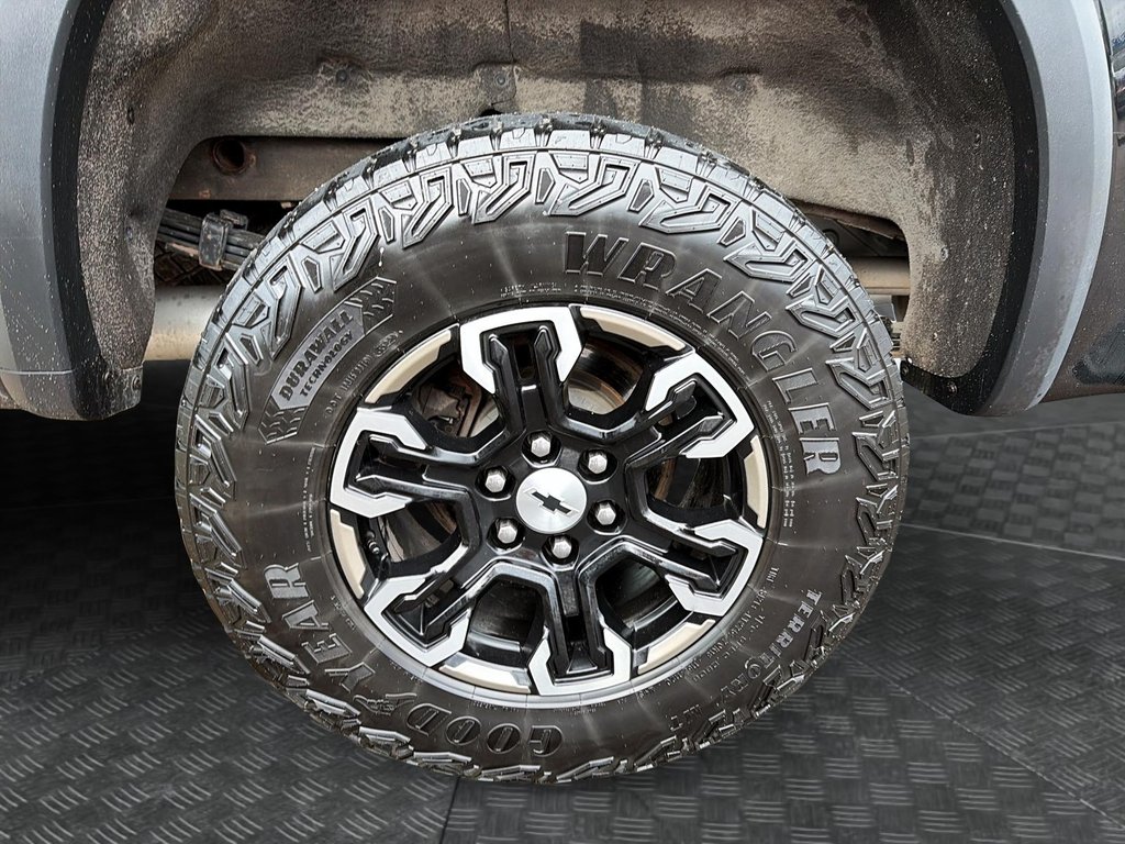 2023 Chevrolet Silverado 1500 in Jonquière, Quebec - 7 - w1024h768px