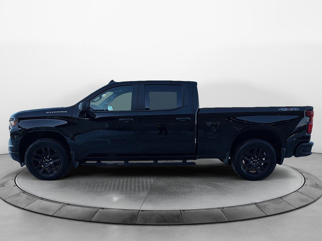 Chevrolet Silverado 1500  2024 à Jonquière, Québec - 5 - w1024h768px