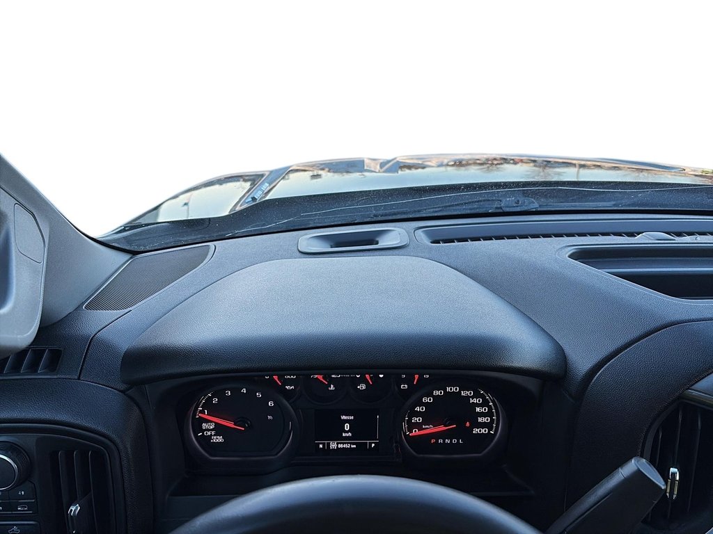 Chevrolet Silverado 1500  2024 à Jonquière, Québec - 14 - w1024h768px