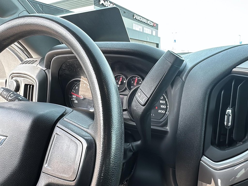 2024 Chevrolet Silverado 1500 in Sept-Îles, Quebec - 14 - w1024h768px